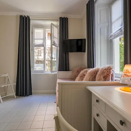 Rachel Quadro 公寓 因特拉