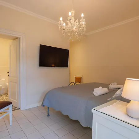 Rachel Quadro 因特拉