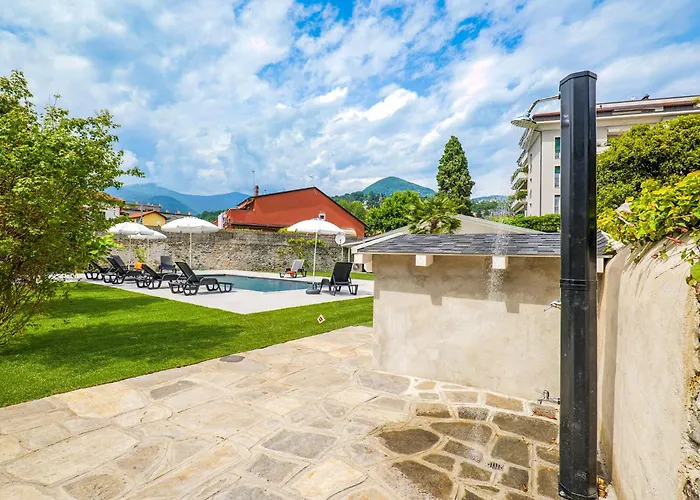 Rachel Quadro Apartament *