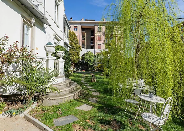 Rachel Quadro 인트라