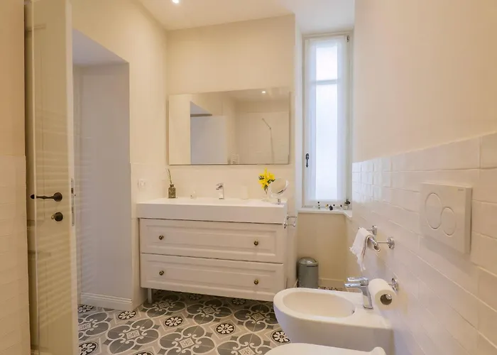 Apartament Rachel Quadro Intra